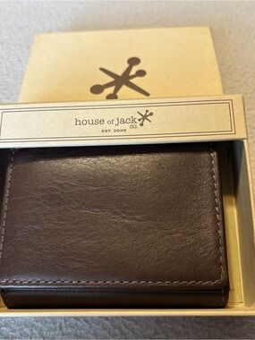 House of Jack Brown Leather Men's Tri-fold  Wallet new in box